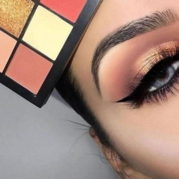 Huda Beauty Obsessions Mini Eyeshadow Palette - Picture 5 of 10